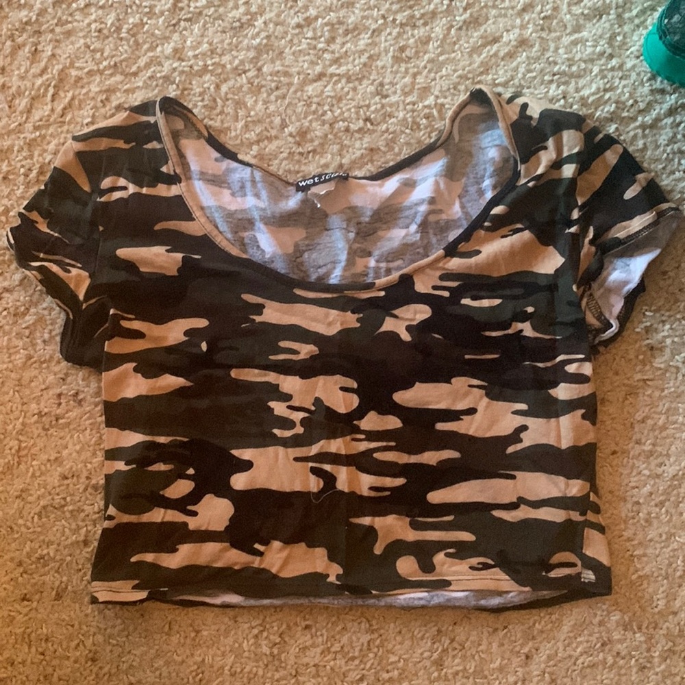 Wet Seal camo crop top!